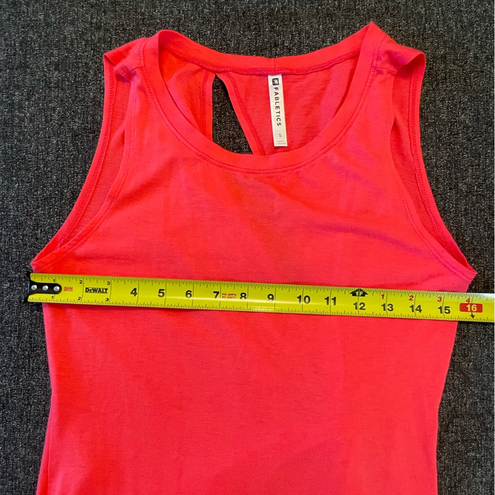 Fabletics Active Sleeveless Back Twist Knot Top - Picture 7 of 9
